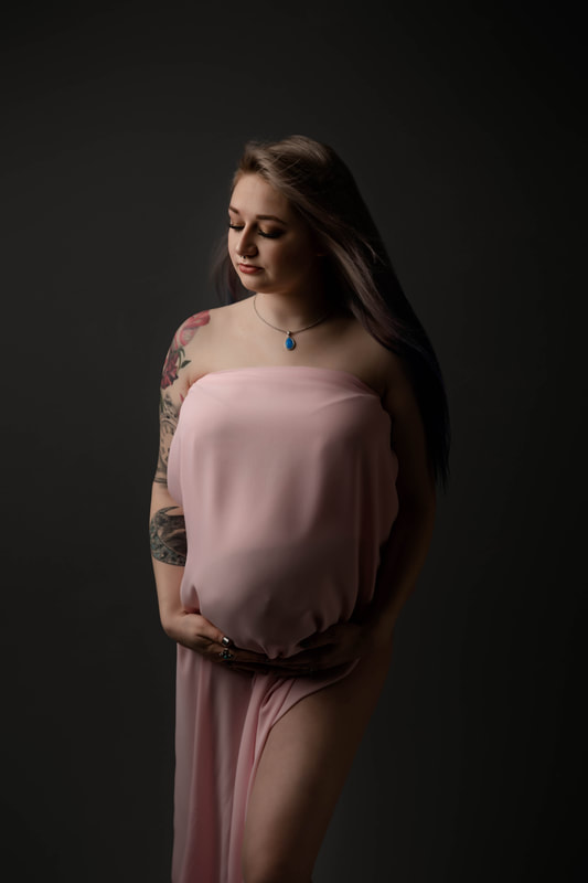 Northern Colorado Maternity Photographer Mom to be